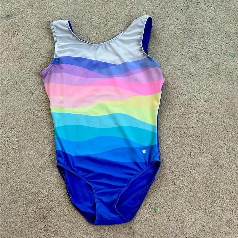 Cute pastel gymnastics leotard it will fit a girl 10 to 13